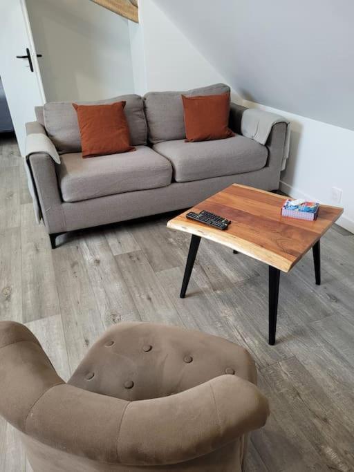 Appartement Proche Circuit Changé Екстериор снимка